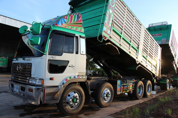 รถพ่วงดัมพ์ HINO 325แรงม้า สภาพสวยๆ