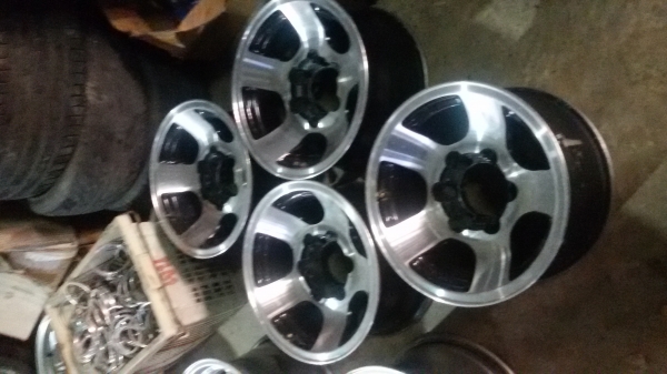 ขายล้อขอบ15 6รูชุดละ6500