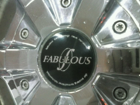 ขายล้อVIPญี่ปุ่นของFABULOUSลึกๆล้นๆสุดใจหน้าโคมเมียม6กันยก