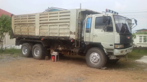 HINO-3M-ดั้ม2เพลา.เครื่องM1OC.ครัชซีสวย.างๆเก็บสีหน่อยOK-ราคา850,000บ HINO-3M-ดั้ม2เพลา.เครื่องM1OC.ครัชซีสวย.างๆเก็บสีหน่อยOK-ราคา850,000บ