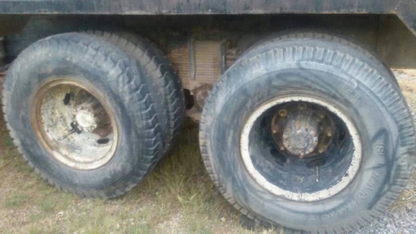 HINO-3M-ดั้ม2เพลา.เครื่องM1OC.ครัชซีสวย.างๆเก็บสีหน่อยOK-ราคา850,000บ HINO-3M-ดั้ม2เพลา.เครื่องM1OC.ครัชซีสวย.างๆเก็บสีหน่อยOK-ราคา850,000บ