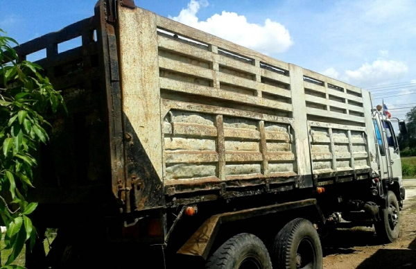 HINO-3M-ดั้ม2เพลา.เครื่องM1OC.ครัชซีสวย.างๆเก็บสีหน่อยOK-ราคา850,000บ HINO-3M-ดั้ม2เพลา.เครื่องM1OC.ครัชซีสวย.างๆเก็บสีหน่อยOK-ราคา850,000บ