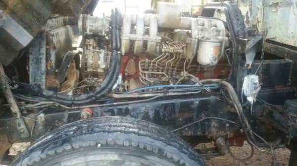 HINO-3M-ดั้ม2เพลา.เครื่องM1OC.ครัชซีสวย.างๆเก็บสีหน่อยOK-ราคา850,000บ HINO-3M-ดั้ม2เพลา.เครื่องM1OC.ครัชซีสวย.างๆเก็บสีหน่อยOK-ราคา850,000บ