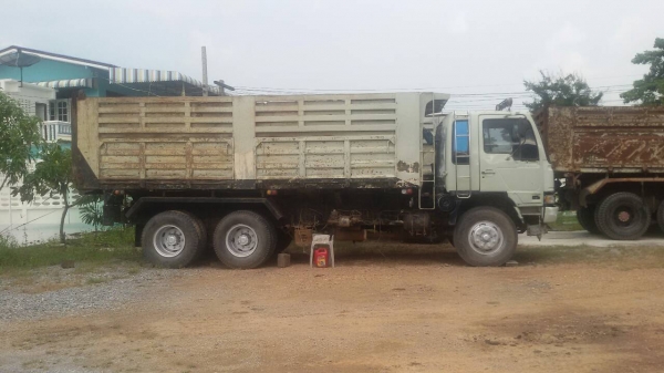 HINO-3M-ดั้ม2เพลา.เครื่องM1OC.ครัชซีสวย.างๆเก็บสีหน่อยOK-ราคา850,000บ HINO-3M-ดั้ม2เพลา.เครื่องM1OC.ครัชซีสวย.างๆเก็บสีหน่อยOK-ราคา850,000บ