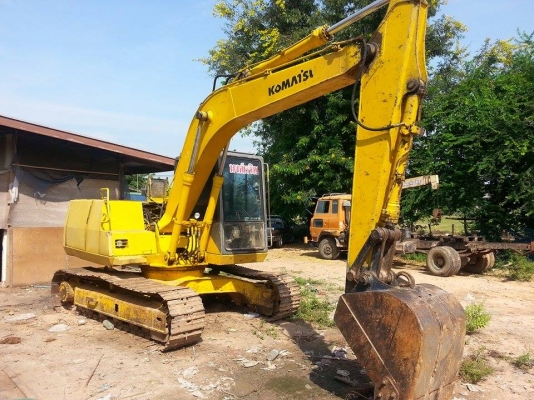 ขายเทรลเลอร์KT925+แบคโค100-5 เทรลเลอร์KT925 เครื่องดี คัชซีสวย สภาพพร้อมใช้ เอกสารพร้อมโอน แบคโค100-5 เครื่องดี ช่วงล่างดี เอวแน่น ไม่โหลด ทำงานเร็ว สภาพพร้อมใช้งาน สนใจโทร090-8588220คุณนะ ID:narong498 หรือwww.truck.in.th/498