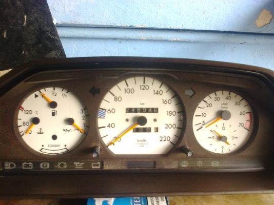 ขายหน้าปัด รถเบนซ์ W124 สวยๆ 2500 บาท