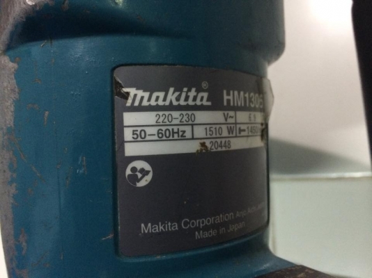 ขายเครื่องสกัดคอนกรีต Makita รุ่น HM1306  ราคาต่อลองใด้คับ