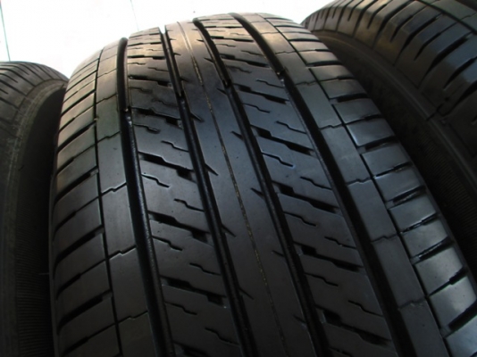 ขายยาง DUNLOP SP LT37 215-65-16 ปี13 งามๆ (1ชุด)