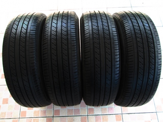 ขายยาง DUNLOP SP LT37 215-65-16 ปี13 งามๆ (1ชุด)