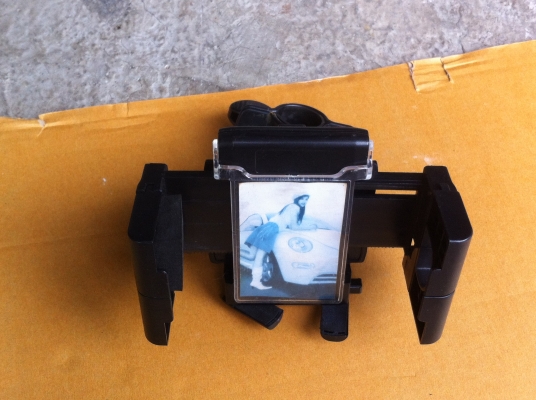 ที่จับยึดโทรศัพท์ GPS แท็บเล็ต กว้างสุดที่ 11 ซฒ.ใช้ติดกับจักรยาน หรือชิ้นงานอื่นได้ตามต้องการ(มีแค่อันเดียว)