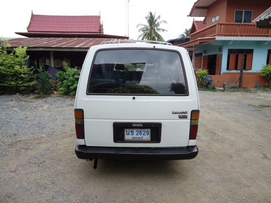 รถตู้  Toyota  hiace  ขับดี    เครื่องดี 2 L  เดิมๆ  แห้ง ๆ เกียร์ดี   เอกสารพร้อมโอน  อัตราเร่งดี  เดินเบาเรียบ ประหยัดครับ