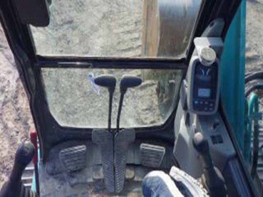 รถขุด Kobelco SK135SR #YY04-06823 เก่าญี่ปุ่น 2 คัน ถึงไทยตุลาคมนี้ สนใจโทร. 080-6565422 (หนิง)