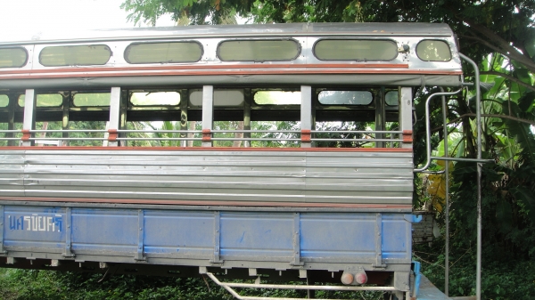 ขายกะบะพร้อมหลังคาโดยสารแสตนเลส+เบาะนั่งครบชุด สภาพสวยพร้อมใช้ ราคาถูก