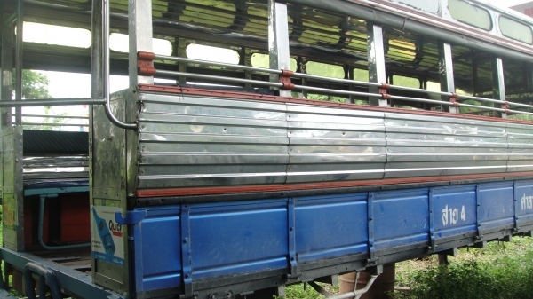 ขายกะบะพร้อมหลังคาโดยสารแสตนเลส+เบาะนั่งครบชุด สภาพสวยพร้อมใช้ ราคาถูก