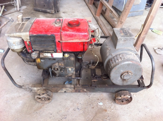 เครื่องปั่นไฟสนาม