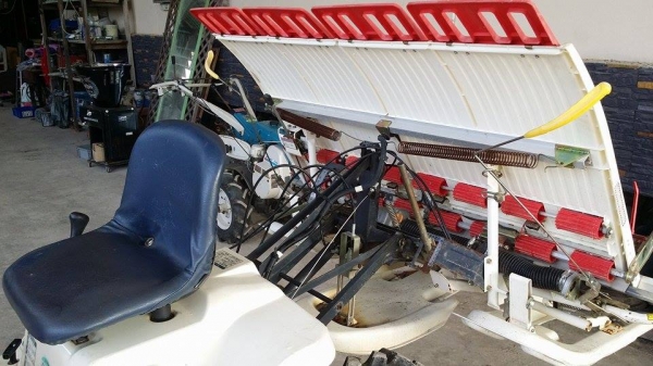 รถปลูกข้าวนั่งขับ YANMAR เก่าญี่ปุ่น สภาพสวย เครื่องยนต์ติดง่าย สภาพพร้อมใช้งาน รถปลูกข้าวนั่งขับ YANMAR เก่าญี่ปุ่น สภาพสวย เครื่องยนต์ติดง่าย สภาพพร้อมใช้งาน