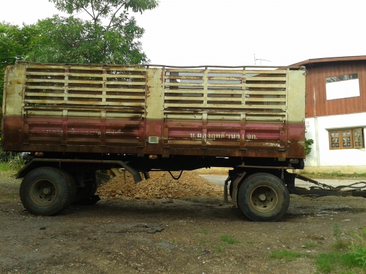 ขายลูกพ่วงดั้ม 2 เพลา ( PANUS ) ยาว 6.40 เมตร ( ลดราคาเหลือ 350000 บาทครับ )