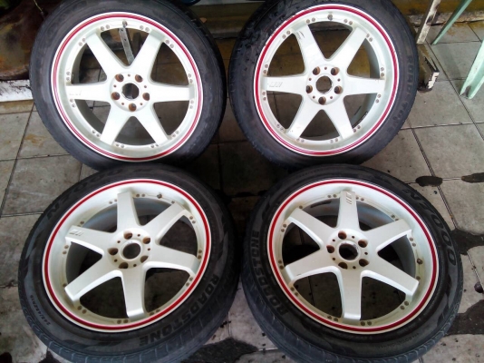 แม็กขอบ19/6ก้าน สวยๆครับ 8นิ้วทั้ง4วงครับ