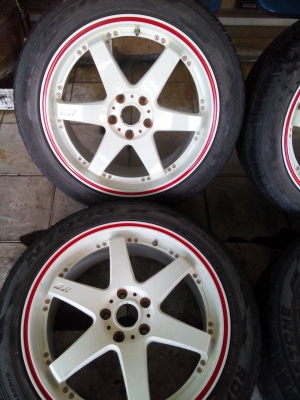 แม็กขอบ19/6ก้าน สวยๆครับ 8นิ้วทั้ง4วงครับ