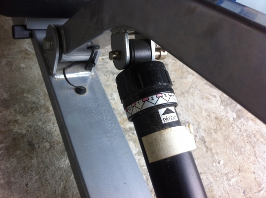 เครื่องออกกำลังกายแบบกรรเชียงบก ออกกำลังได้ทุกทุกของร่างกายในเวลาเดียวกัน