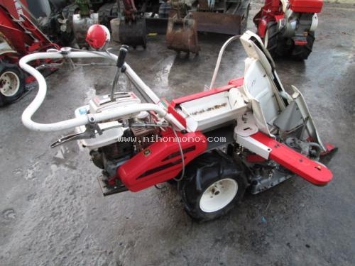 รถเกี่ยวข้าวเดินตาม !!!  MITSUBISHI     KB254  รหัสสินค้า : 13001497    หรือเพิ่มเติมไดที่ www.nihonmono.com