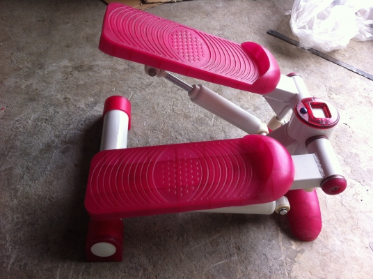 เครื่องออกกำลังกาย MINI STEPPERยืนเหยียบขึ้นลงเหมือนการก้าวเดินสภาพใหม่เก่าเก็บ