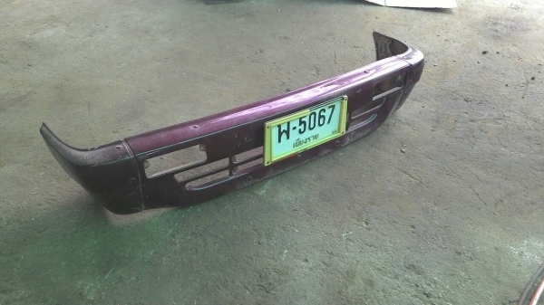 ขายกันชน mazda famillia