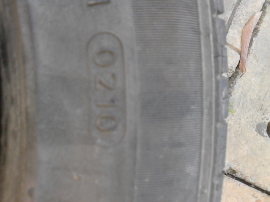 195/60R15 HANKOOK QX OPTIMO  มี 2 เส้น TEL.081-427-3941