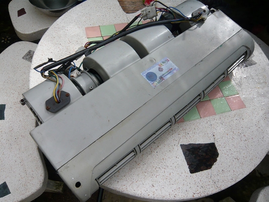 ขายตู้แอร์แขวนหน้าปรับได้แบบสี่ช่องของ formura