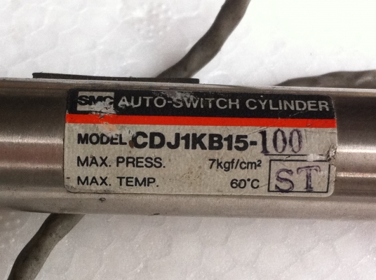 กระบอกลูกสูบลม SMC ผลิตจากญี่ปุ่น ขนาดโต 15 มม.แกนเลื่อนออกได้ 10 ซม. (มี 6 อัน)