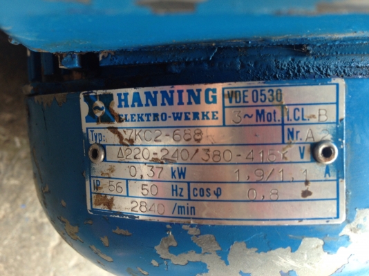 ขายมอเตอร์เกียร์ Lenze made in Germany 0.5 HP. 380V ปรับรอบได้ รอบเพลาออก ประมาณ 60-10 รอบต่อนาที สภาพสวย วิ่งนิ่ม พร้อมใช้งาน ขายมอเตอร์เกียร์ Lenze made in Germany 0.5 HP. 380V ปรับรอบได้ รอบเพลาออก ประมาณ 60-10 รอบต่อนาที สภาพสวย วิ่งนิ่ม พร้อมใช้งาน