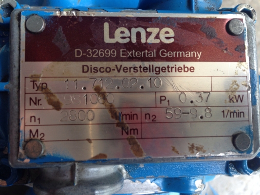 ขายมอเตอร์เกียร์ Lenze made in Germany 0.5 HP. 380V ปรับรอบได้ รอบเพลาออก ประมาณ 60-10 รอบต่อนาที สภาพสวย วิ่งนิ่ม พร้อมใช้งาน ขายมอเตอร์เกียร์ Lenze made in Germany 0.5 HP. 380V ปรับรอบได้ รอบเพลาออก ประมาณ 60-10 รอบต่อนาที สภาพสวย วิ่งนิ่ม พร้อมใช้งาน