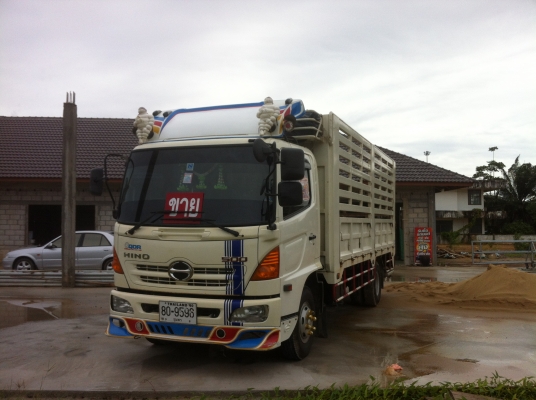 ขาย  HINO MEGA FC9J 150 HP ปี " 54  กระบะยาว 5.50 เมตร   สภาพสวยพร้อมใช้งาน ชมรถใด้ที่ จ.ชุมพร