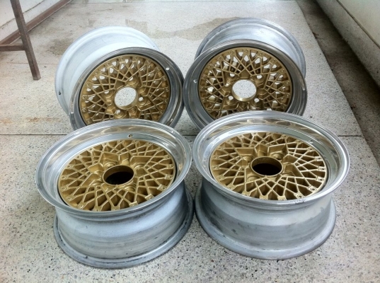 ขาย...Speed Star - Star formula mesh ล้อญี่ปุ่นค่าย SSR รุ่น Star formula mesh(รังผึ้ง) ขนาด13 กว้าง6 ออฟ13 4รู114 ขาย 4 วง 8,500(ราคาพร้อมส่ง) 085-989-6571 Line : chirohunter  เอกชัย114-บางบอน-บางแค-พระราม2-อโศก-สายไหม-ตจว.จัดส่ง