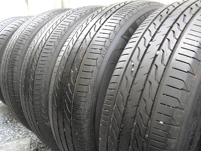 ขายยาง MICHELIN PRIMACY LC ปี2212(1ชุด) 205-65-16 ราคา 3,000