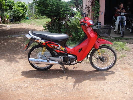 ขายเวฟ 125 สีแดง-ดำ ทะเบียนพร้อมชุดโอน ขายเวฟ 125 สีแดง-ดำ ทะเบียนพร้อมชุดโอน