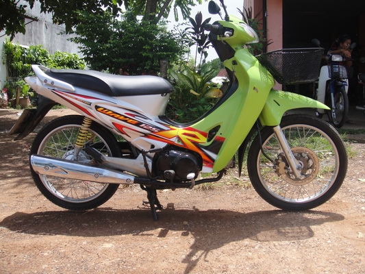 ขายเวฟ 125 สีเขียว-ดำ ทะเบียนพร้อมชุดโอน ขายเวฟ 125 สีเขียว-ดำ ทะเบียนพร้อมชุดโอน