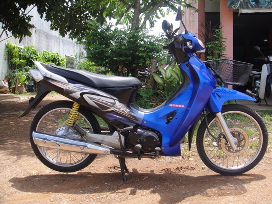 ขายเวฟ 125  สีน้ำเงิน-ดำ  ทะเบียนพร้อมชุดโอน