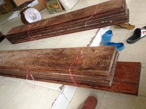 ไม้มะค่าหน้า 10 หนา 1.5 นิ้วรางลิ้น+ไม้พื้นตะเคียนสภาพดีครับไม้เก่าหน้า 10  หนา 1.5  นิ้วลางลิ้นครับ ความยาว 1.20 -2 เมตรครับ  ไม้พื้นตะเคียนหน้า 4 ยาว 2-4 เมตรขายตารางเมตรละ 750  ครับ