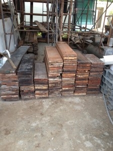 ไม้มะค่าหน้า 10 หนา 1.5 นิ้วรางลิ้น+ไม้พื้นตะเคียนสภาพดีครับไม้เก่าหน้า 10  หนา 1.5  นิ้วลางลิ้นครับ ความยาว 1.20 -2 เมตรครับ  ไม้พื้นตะเคียนหน้า 4 ยาว 2-4 เมตรขายตารางเมตรละ 750  ครับ