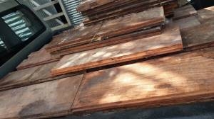 ไม้มะค่าหน้า 10 หนา 1.5 นิ้วรางลิ้น+ไม้พื้นตะเคียนสภาพดีครับไม้เก่าหน้า 10  หนา 1.5  นิ้วลางลิ้นครับ ความยาว 1.20 -2 เมตรครับ  ไม้พื้นตะเคียนหน้า 4 ยาว 2-4 เมตรขายตารางเมตรละ 750  ครับ