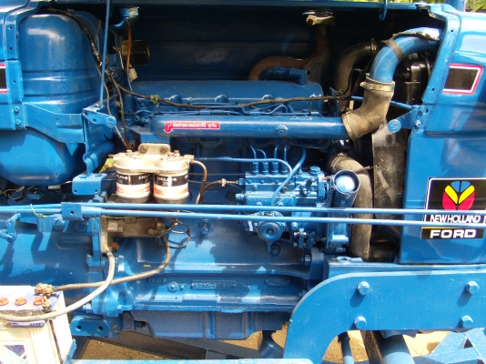 ขายรถไถฟอร์ด 6600 เต็มตัว ลดราคาเหลือ-ุ360000 ด่วน