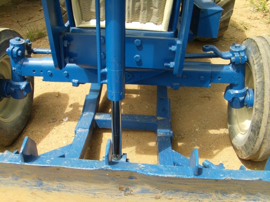 ขายรถไถฟอร์ด 6600 เต็มตัว ลดราคาเหลือ-ุ360000 ด่วน