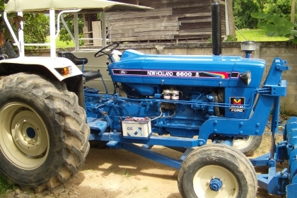 ขายรถไถฟอร์ด 6600 เต็มตัว ลดราคาเหลือ-ุ360000 ด่วน