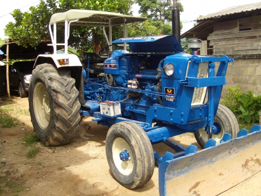 ขายรถไถฟอร์ด 6600 เต็มตัว ลดราคาเหลือ-ุ360000 ด่วน