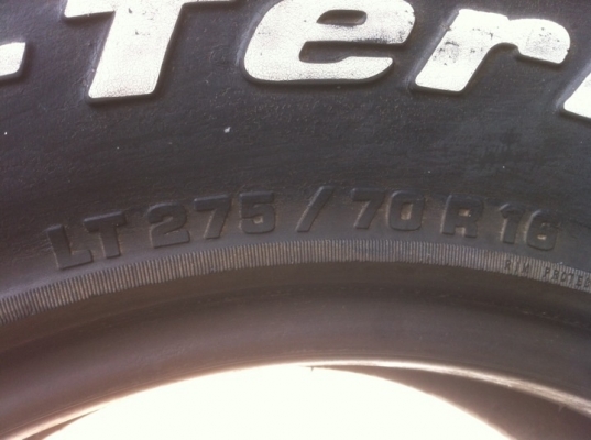 เศษยาง BF goodrich 275/70/16 เศษยาง BF goodrich 275/70/16