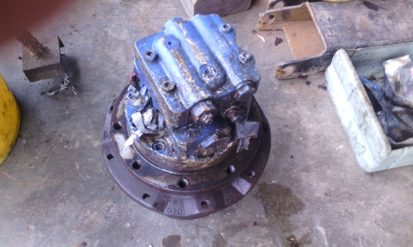 ตัวเดินแบคโฮ KUBOTA K-035