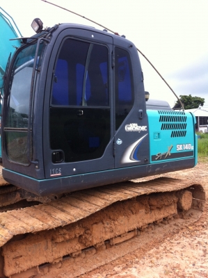 ขาย 2,000,000 บาท รถแบคโฮ KOBELCO SK 140 MARK8 รุ่น superx สวยๆเดิมไช้งานน้อย