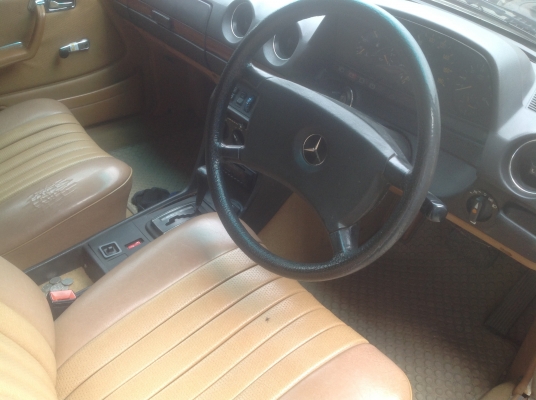 เบ้นซ์เก่าเก็บ  แวน 123  เครื่องดีเชล 2990 CC  ออโต้