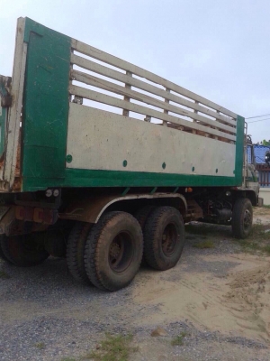 ขายรถบรรทุกสิบล้อดัมพ์ Hino จ้าวอินทรีย์ เครื่อง EH700-165 แรง 2 เพลาดัมพ์ ทะเบียนพร้อม